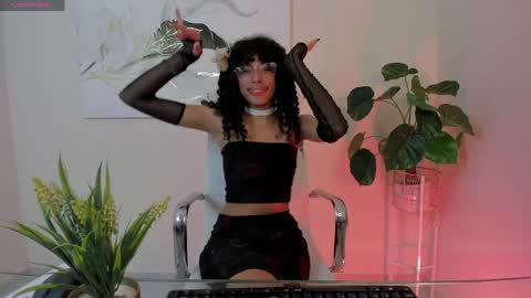 Snapshot of tamia_25 chatting on 04-29-26, 11:47 TAMI online show from 04-29-26, 11:47