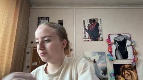 Karina online show from 04-15-26, 02:24