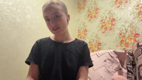 Karina online show from 04-16-26, 08:20