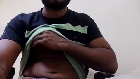 tamilan_da75 online show from 01-05-25, 02:52