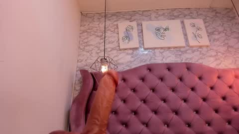 Snapshot of tammy_777 chatting on 02-19-25, 09:06 TAMMY online show from 02-19-25, 09:06