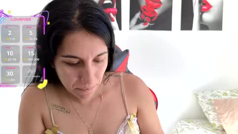 Snapshot of tammyandrade_ chatting on 04-21-26, 02:12 tammy online show from 04-21-26, 02:12
