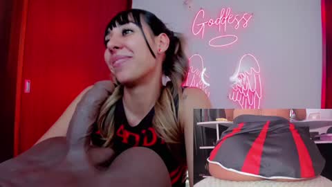 Tamara online show from 01-29-25, 01:28