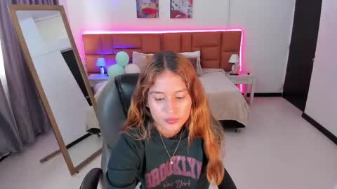 Snapshot of tamy_edwards chatting on 04-24-26, 08:11 Tamy online show from 04-24-26, 08:11