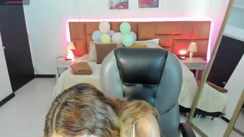 Snapshot of tamy_edwards chatting on 05-05-26, 07:55 Tamy online show from 05-05-26, 07:55