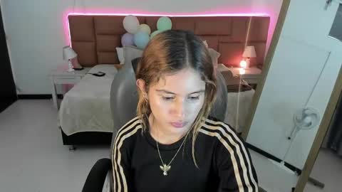 Snapshot of tamy_edwards chatting on 05-12-26, 07:55 Tamy online show from 05-12-26, 07:55