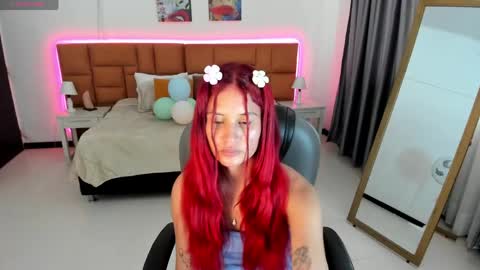 Snapshot of tamy_edwards chatting on 05-23-26, 08:13 Tamy online show from 05-23-26, 08:13