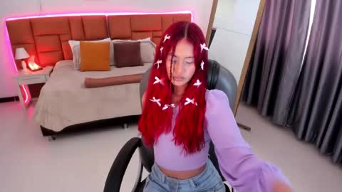 Snapshot of tamy_edwards chatting on 06-03-26, 08:25 Tamy online show from 06-03-26, 08:25