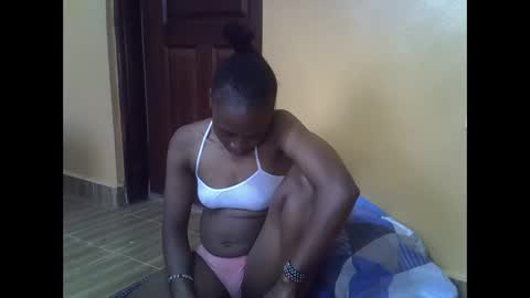 tainaissa online show from 04-17-26, 11:57