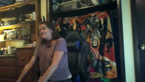 Snapshot of tandjl chatting on 09-24-25, 01:31 TANDAA online show from 09-24-25, 01:31