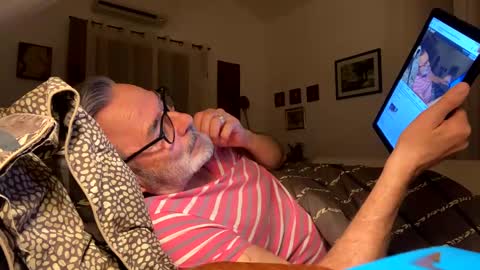 Dominique online show from 01-15-25, 10:24