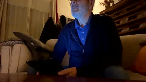 Dominique online show from 02-02-25, 05:26