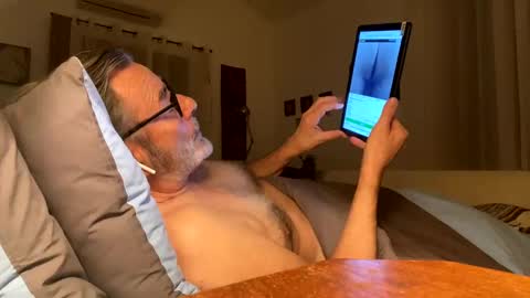 Dominique online show from 02-02-25, 11:21