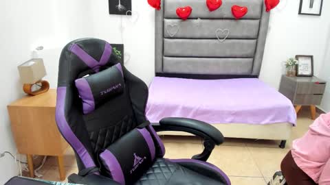 Tania  online show from 03-05-26, 02:02