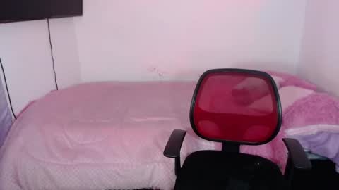 Tania online show from 02-15-25, 08:54