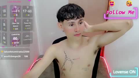 Snapshot of tanjiro_cute chatting on 01-11-25, 06:35 Andres online show from 01-11-25, 06:35