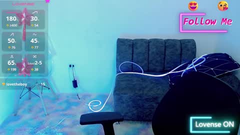 Snapshot of tanjiro_cute chatting on 01-28-25, 10:02 Andres online show from 01-28-25, 10:02