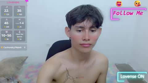 Snapshot of tanjiro_cute chatting on 03-11-25, 01:26 Andres online show from 03-11-25, 01:26