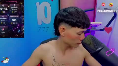 Snapshot of tanjiro_cute chatting on 06-19-26, 05:12 Andres online show from 06-19-26, 05:12