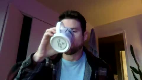 Dr. Love online show from 01-25-25, 01:41