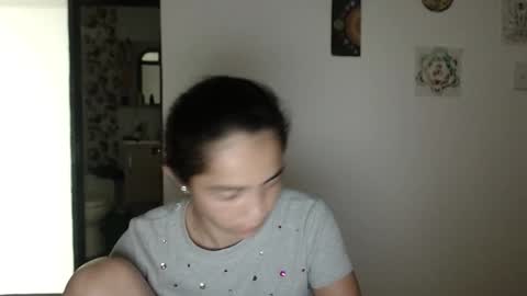 Snapshot of tantricroots chatting on 03-13-26, 02:40 Angeline Follow online show from 03-13-26, 02:40