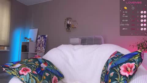 Tanya acid       online show from 03-12-26, 08:09