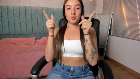 Tara  online show from 02-05-26, 12:21