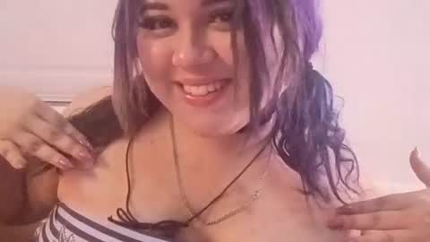 Snapshot of taraluvsu chatting on 07-04-26, 03:35 Tara Esa online show from 07-04-26, 03:35