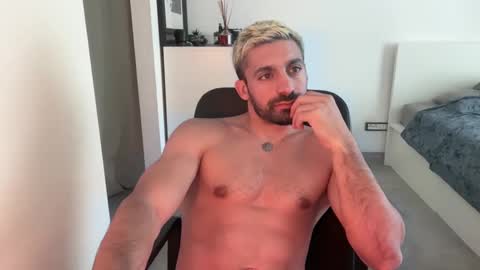 tarquit8 online show from 09-28-25, 03:06