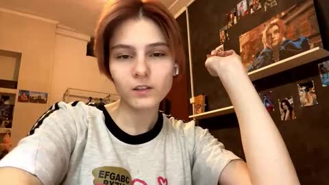 Sonya online show from 02-25-26, 04:05