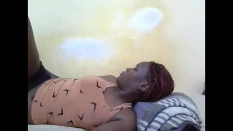 Snapshot of tashacute20 chatting on 05-27-26, 06:38 tashacute20 online show from 05-27-26, 06:38