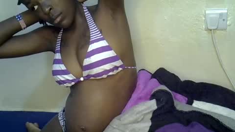 Snapshot of tashacutey chatting on 07-18-26, 12:42 Tasha online show from 07-18-26, 12:42