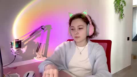 Snapshot of tashajovich chatting on 02-09-26, 12:58 Darlin online show from 02-09-26, 12:58