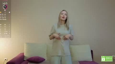Snapshot of tashinapetitto chatting on 07-17-26, 06:20 Your Ressie online show from 07-17-26, 06:20