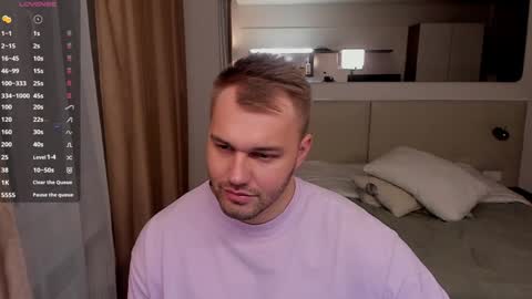 Snapshot of tasty_justin chatting on 12-25-24, 03:08 My shows 2100500 UTC3 online show from 12-25-24, 03:08