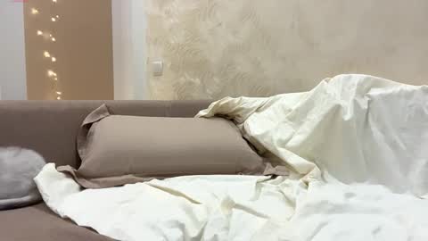 Snapshot of tastypoint chatting on 12-01-25, 07:19 Im Sabrina NEXT LIVE Tuesday online show from 12-01-25, 07:19