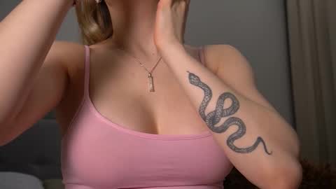 Snapshot of tastypoint chatting on 02-23-26, 04:15 Im Sabrina NEXT LIVE Tuesday online show from 02-23-26, 04:15