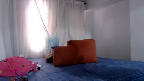 tatiana giraldo online show from 03-08-25, 08:35