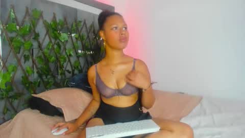 Snapshot of tatianasquirthot chatting on 02-21-26, 09:27 tatianasquirthot online show from 02-21-26, 09:27