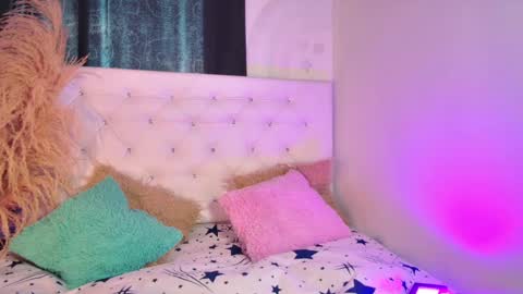 Snapshot of tatixxxvega chatting on 05-22-26, 06:46 tatix online show from 05-22-26, 06:46