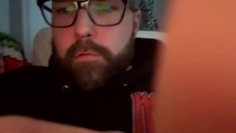 Snapshot of tattedcouple_777 chatting on 12-27-24, 04:15 MrMrs online show from 12-27-24, 04:15