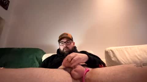 Snapshot of tattedcouple_777 chatting on 03-09-25, 03:43 MrMrs online show from 03-09-25, 03:43