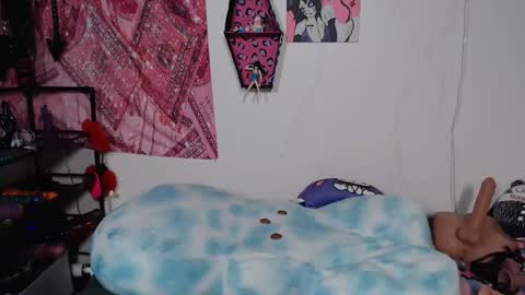Snapshot of tattedthickandpretty chatting on 05-16-26, 12:07 TattedThickandPretty online show from 05-16-26, 12:07