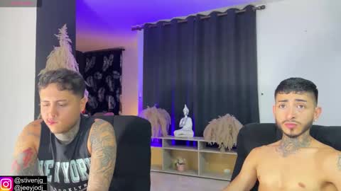 Snapshot of tattoguys_cums chatting on 11-05-25, 03:28 Jonathan Juan online show from 11-05-25, 03:28