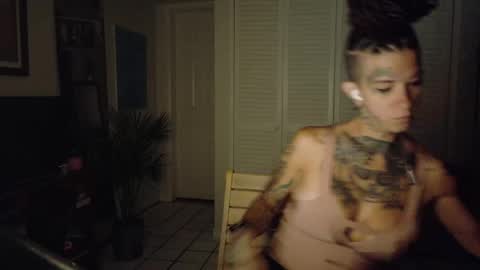 Snapshot of tattooed_natalia chatting on 04-24-26, 01:19 Natalia 3 online show from 04-24-26, 01:19