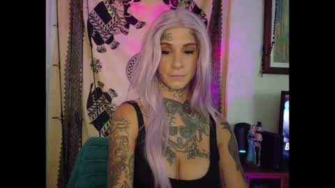 Snapshot of tattooed_natalia chatting on 08-06-26, 10:00 Natalia 3 online show from 08-06-26, 10:00
