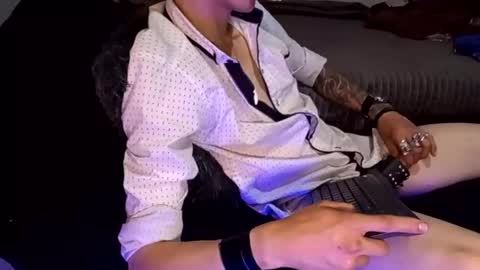 Jean pool online show from 02-22-26, 02:13