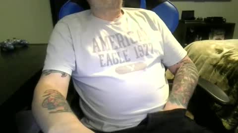 Snapshot of tatts_loves_tattas1 chatting on 03-03-26, 02:23 TattsLovesTattas online show from 03-03-26, 02:23