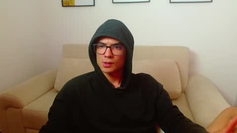 Snapshot of taurus4k chatting on 01-27-25, 01:59 taurus4k online show from 01-27-25, 01:59