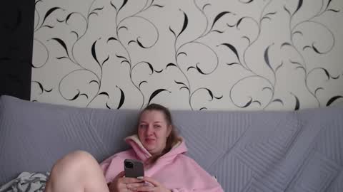 Snapshot of taxxxu chatting on 03-26-26, 07:36 Diana online show from 03-26-26, 07:36